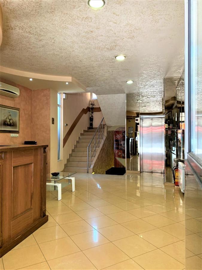 Hotel Trayana Sztara Zagora Kültér fotó