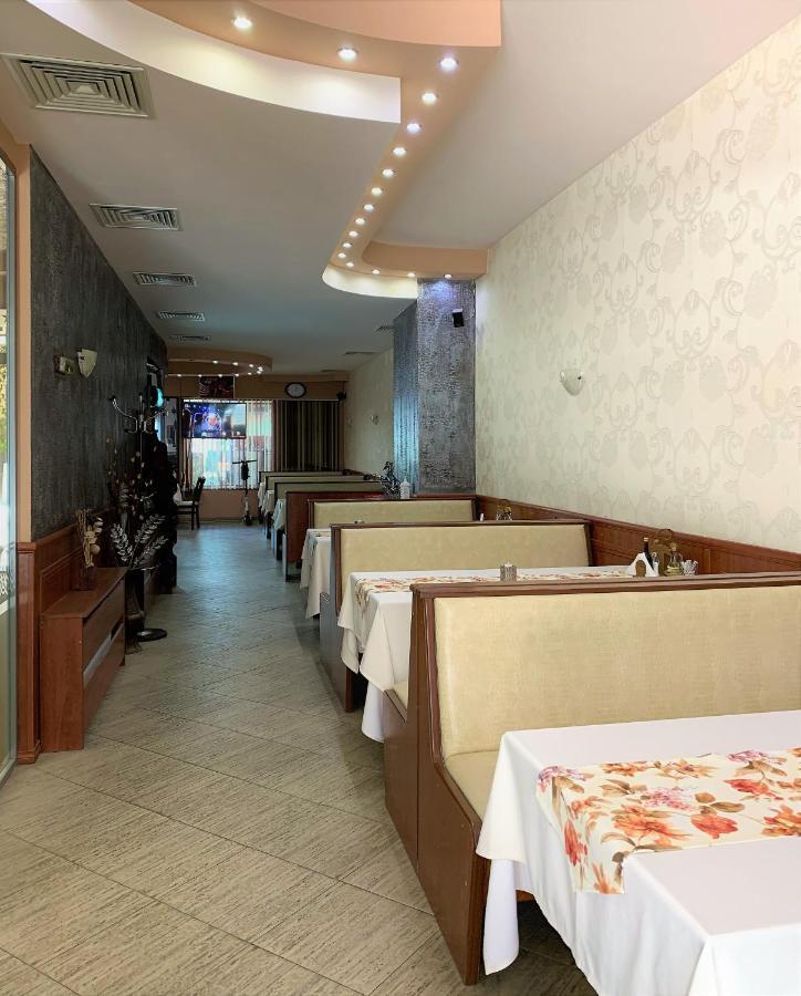 Hotel Trayana Sztara Zagora Kültér fotó