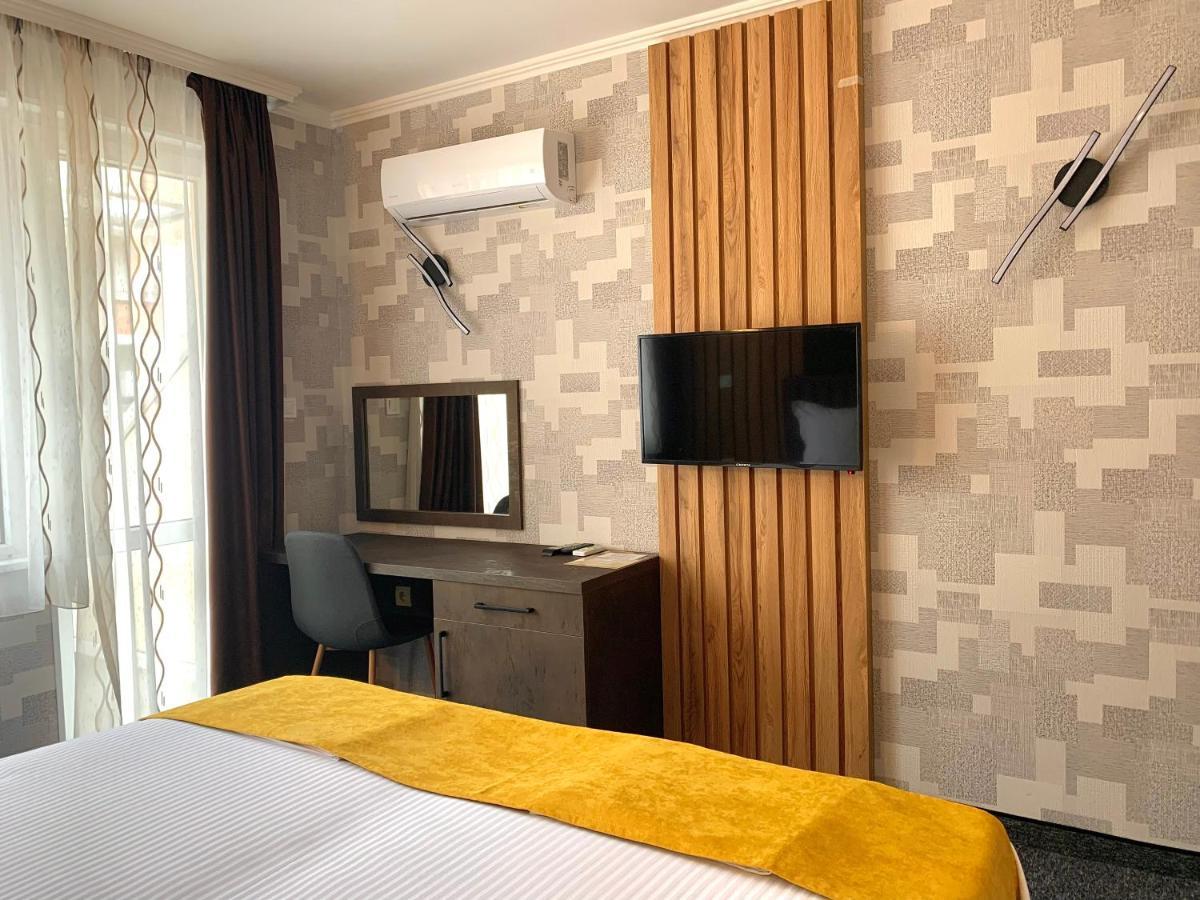 Hotel Trayana Sztara Zagora Kültér fotó